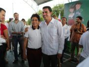 ENTREGA REMBERTO ESTRADA MÁS DE 13 MIL APOYOS A ESTUDIANTES DE BENITO JUÁREZ