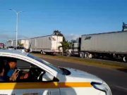 REESTABLECEN TRÁNSITO VEHICULAR EN BACALAR