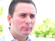PERSONAS AJENAS CDHEQROO USURPAN FUNCIONES