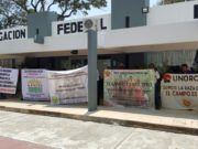 PLANTÓN DE CAMPESINOS EN LA DELEGACIÓN DE SAGARPA