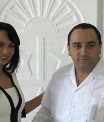 LAURA FERNÁNDEZ DEJA DE PLANTÓN A REGIDORES EN PUERTO MORELOS