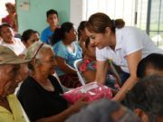 CONTINÚA SISTEMA DIF MUNICIPAL AYUDANDO CON AMOR EN LAS MÁS DE 80 COMUNIDADES