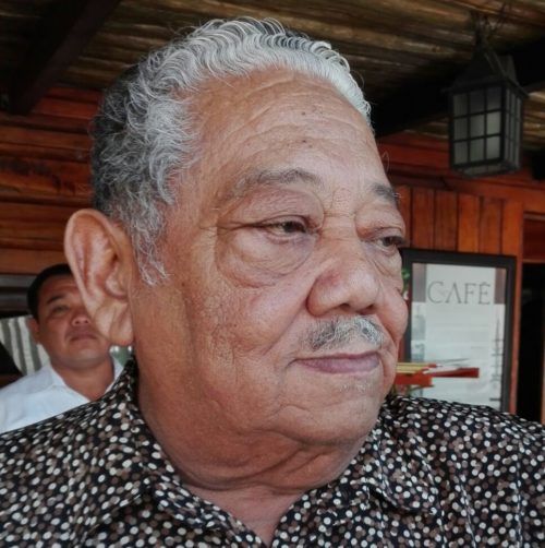 ALTERNANCIA Y CAMBIO NO EXISTEN JESÚS MARTÍNEZ ROSS Grupo Pirámide