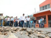 ABANDERA LUIS TORRES INICIO DE REPARACIÓN DE CALLES EN LA TUMBEN CUXTAL