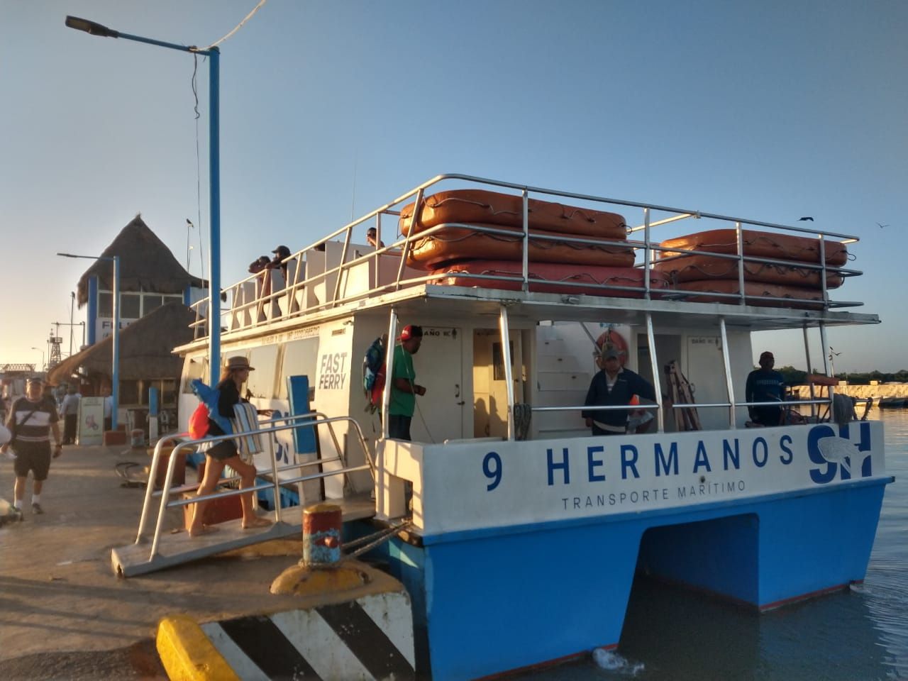 Aumenta transporte en ferry 2
