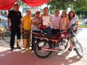 Bacalar | Por pagar a tiempo el predial, Rafael López Pérez se ganó una motocicleta