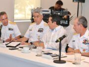 Sorpresiva reunión entre Carlos Joaquín y titular de la Semar; sargazo y temas de seguridad.