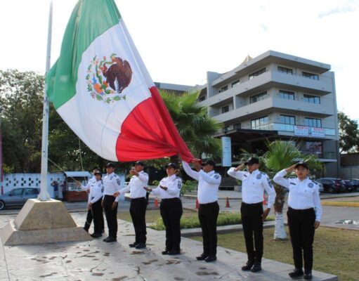 PM | Conmemora Puerto Morelos el LXXX Aniversario del Día de la Bandera de México