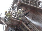 BJ | Rescatan de las llamas icónica torre de control; investigarán acción intencional