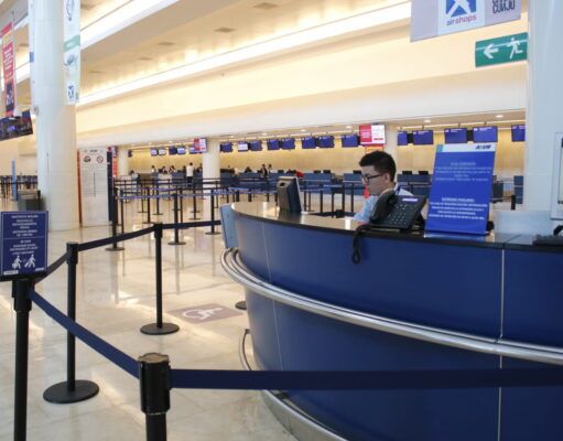 Contingencia sanitaria opaca aniversario de Cancún| Aeropuerto con apenas 32 vuelos y ocupación al 3%