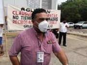 Marciano Toledo ‘Clausura’ simbólicamente oficinas de Aguakan en Playa del Carmen