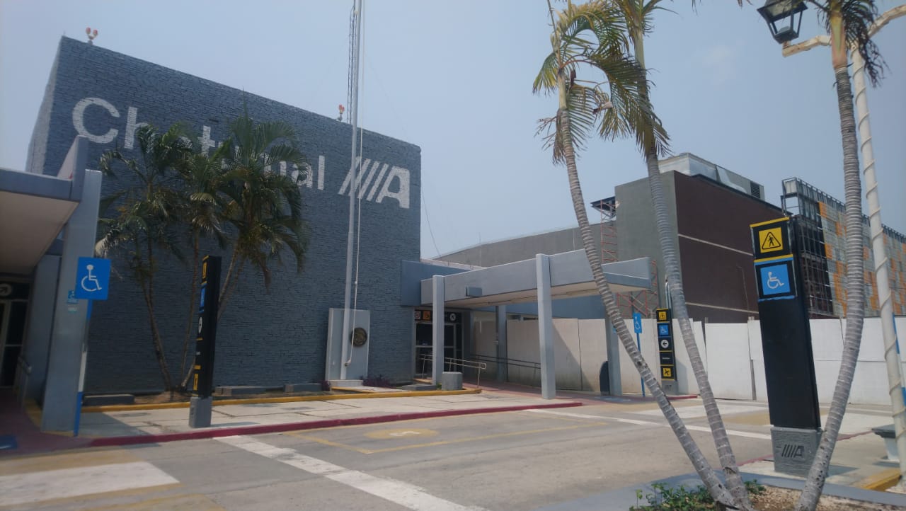 2020-06-30 Aeropuerto Chetumal