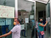 OPB | Por recibos de cobros de más de 20 mil y 50 mil pesos, chetumaleños protestan en oficinas de CFE