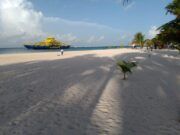 IM | Cubrebocas, gel y sana distancia para poder ingresar a las playas la próxima semana