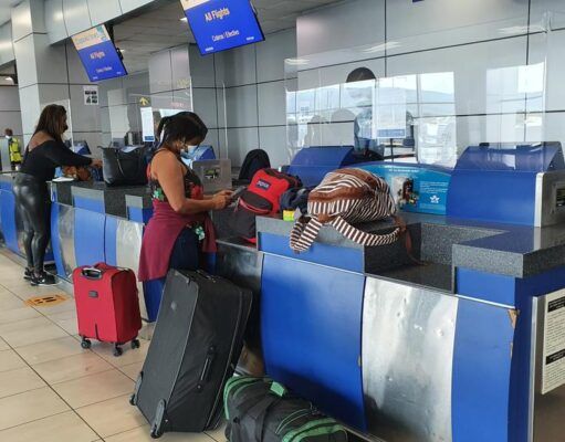 Turismo | Sostenida recuperación de vuelos en el aeropuerto de Cancún. 500 vuelos este fin de semana