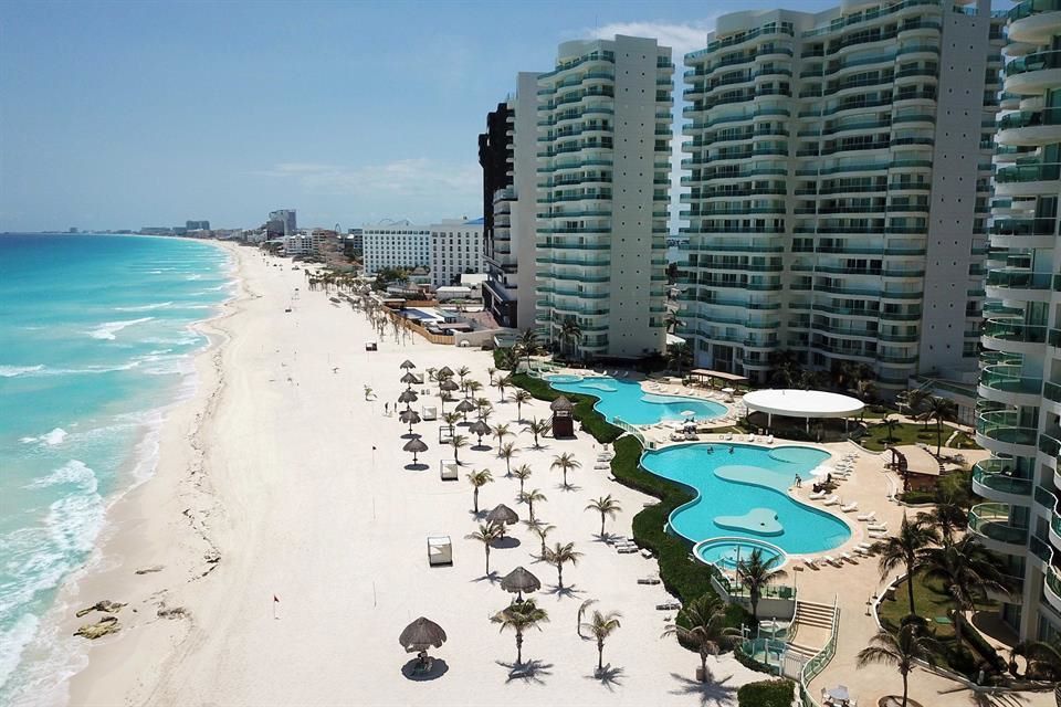 Cancún, playas Vista desde los condominios.