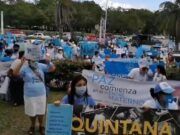 Marchan de forma pacífica contra el aborto en Chetumal