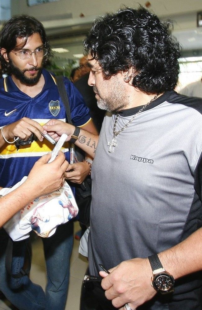 Grupo Piramide Maradona Maradona