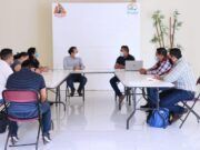 Coordinan esfuerzos para iniciar vacuna contra COVID en adultos mayores de Bacalar