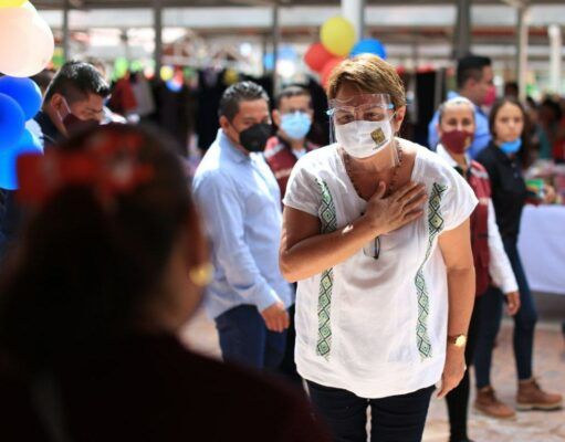Solidaridad | Laura Beristain cumple con hechos a los solidarenses