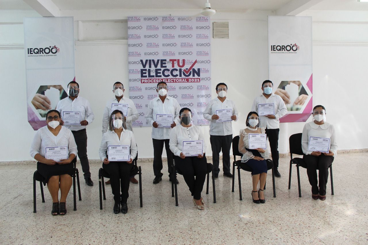 Toman protesta los presidentes de los consejos electorales municipales Grupo Pirámide