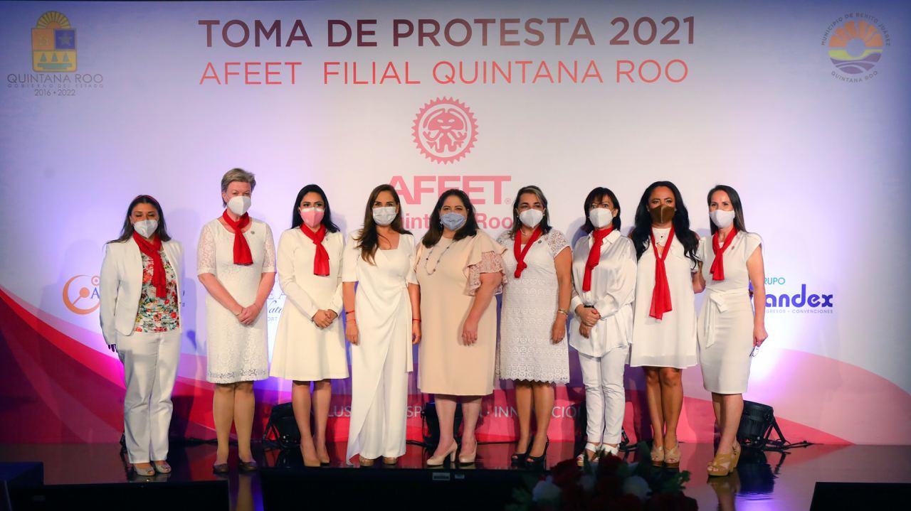 benito-juarez-reconoce-compromiso-de-empresarias-turisticas