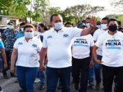 LC| Nivardo Mena visitó la comunidad de Valladolid Nuevo