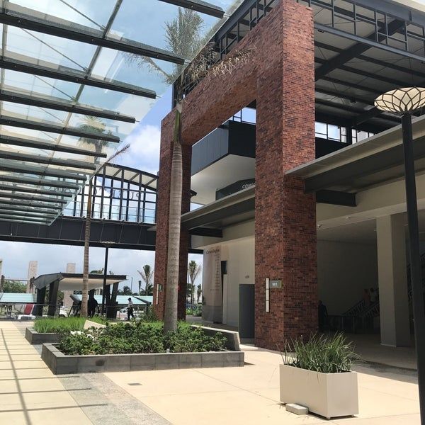 Plaza Puerto Cancún