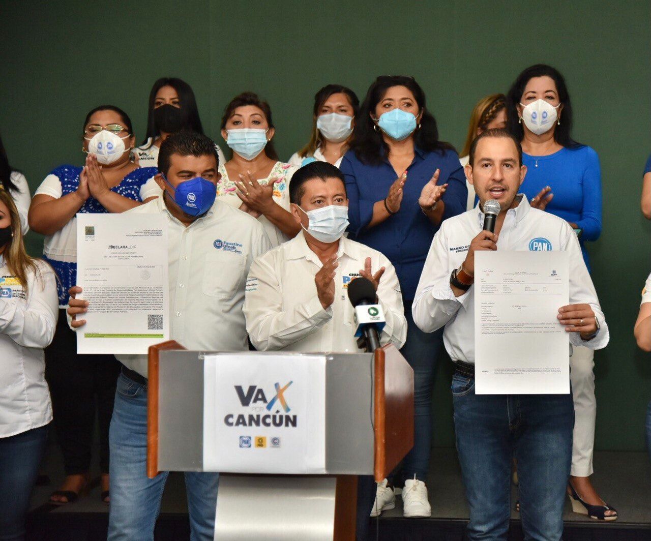 da-a-conocer-chucho-pool-su-3de3-y-reta-a-los-demas-candidatos-a-hacerlo-1