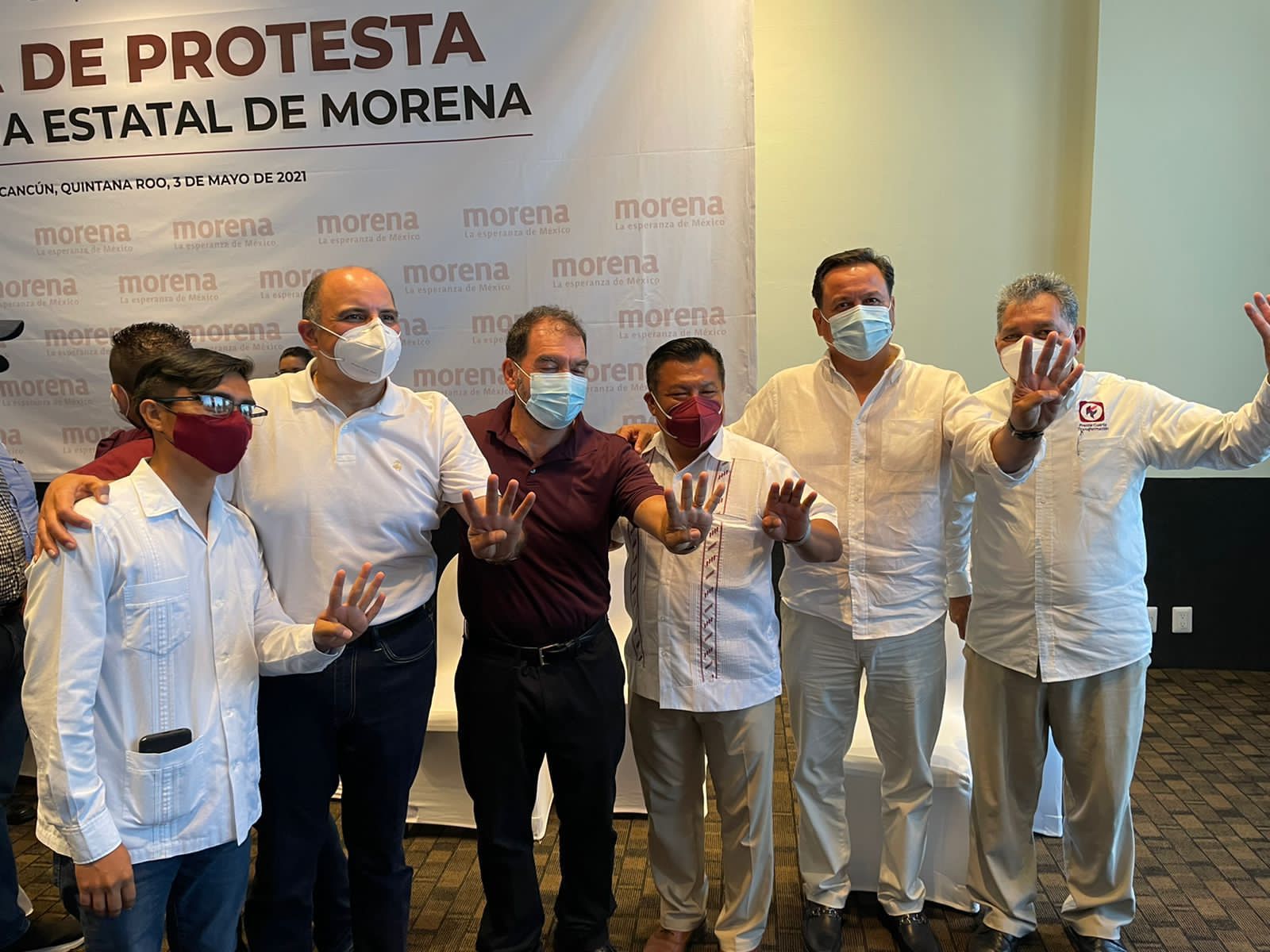 principal tres protesta