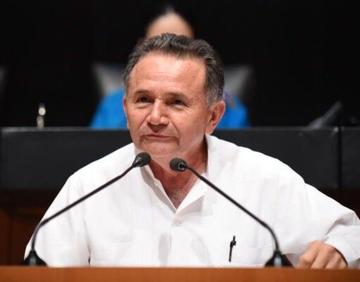 Refrenda el senador José Luis Pech su interés por ser gobernador de Quintana Roo
