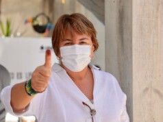 Solidaridad | Ejerce Laura Beristain su derecho al voto libre. «Ahora vamos a votar y por la tarde veremos»: dijo