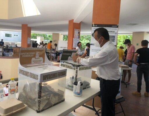 BJ | Votó Eloy Peniche y dijo está contento con la respuesta