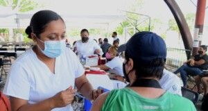 BJ | Avanza sin contratiempos jornada de vacunación en Cancún
