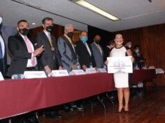 Distinguen a Araceli Andrade Tolama en el Día del Abogado; “Siempre supe que sería abogada”