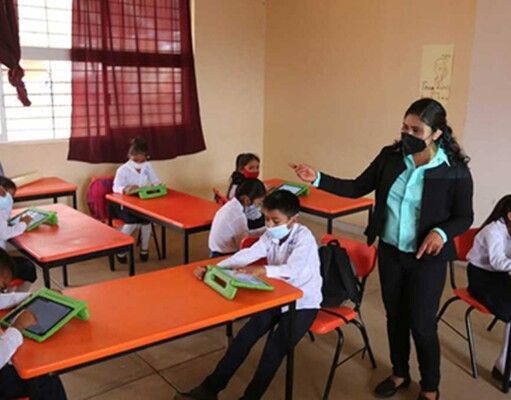 Alertan que modelo mixto traerá más trabajo a los profesores de Q. Roo