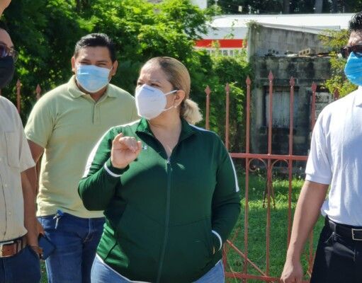 OPB | Califica regidora de insultante costo de luminarias