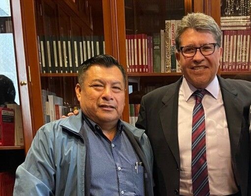 Se muestra Marciano Dzul cercano a Ricardo Monreal