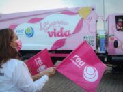 Gobierno de Mara Lezama da banderazo a camiones con campaña “Cancún Rosa 2021” Mara Lezama