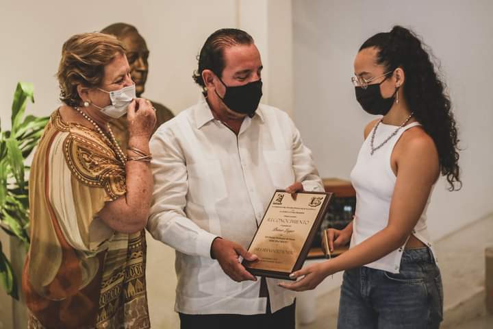 Poesía Poesía