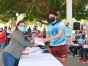 OPB | El ayuntamiento de la transformación apoyó con uniformes a jóvenes atletas