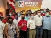 Reaparece Félix González en el PRI, arropado por Pedro Joaquín