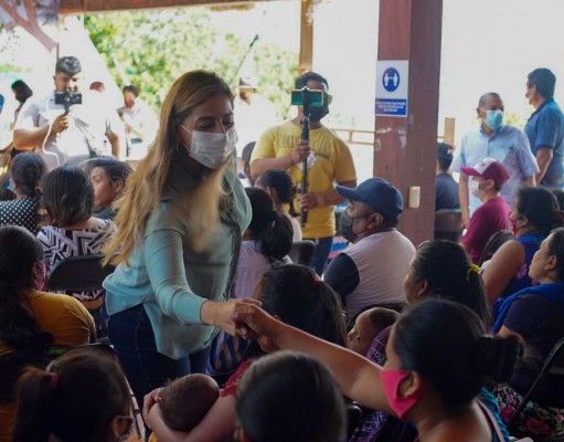 Bacalar | Critican en recorrido de senadora desatención de «Chepe» a comunidades rurales