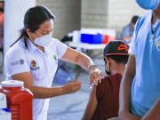 Se ampliará en Solidaridad vacunación a menores de edad Vacunación