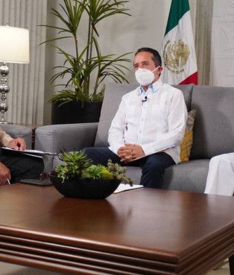 Reportan disminución de casos en los 11 municipios de Q. Roo, pero permance en color amarillo de sempaforo Covid
