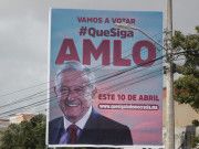 Busca INE carteles a favor de la consulta de revocación de mandato en Q. Roo