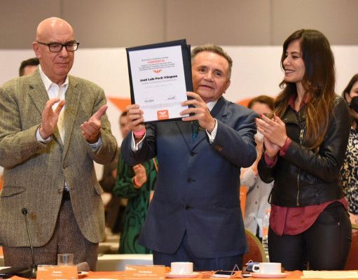 Anuncia Pech que el lunes renuncia a Morena, tras ser nombrado candidato de MC