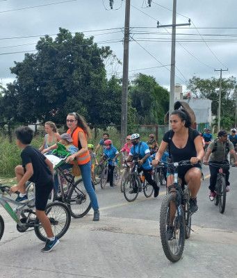 Opinión | Éxito de la Rodada “Si a la Ciclovía”: Responsabilidad Ciudadana de Bacalar | Explorador de Mundos | Fernando Castro Borges