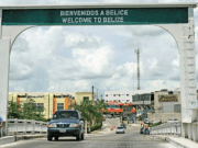 Luego de casi 2 años, Belice reabre su frontera con México