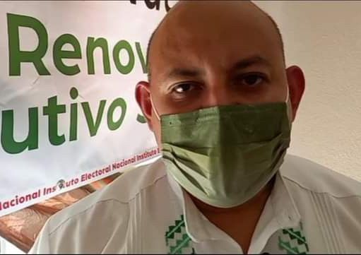 Araujo Aguilar se postula para la secretaría general del Sitem en Q. Roo